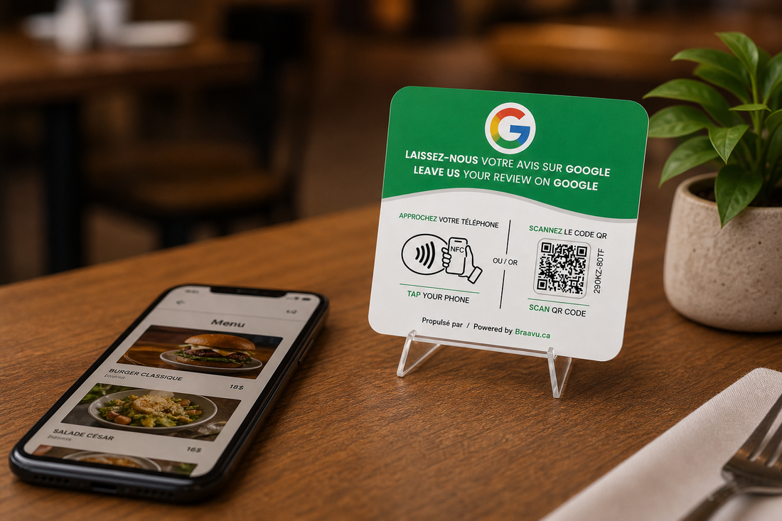 Une plaque Braavu sur une table de restaurant